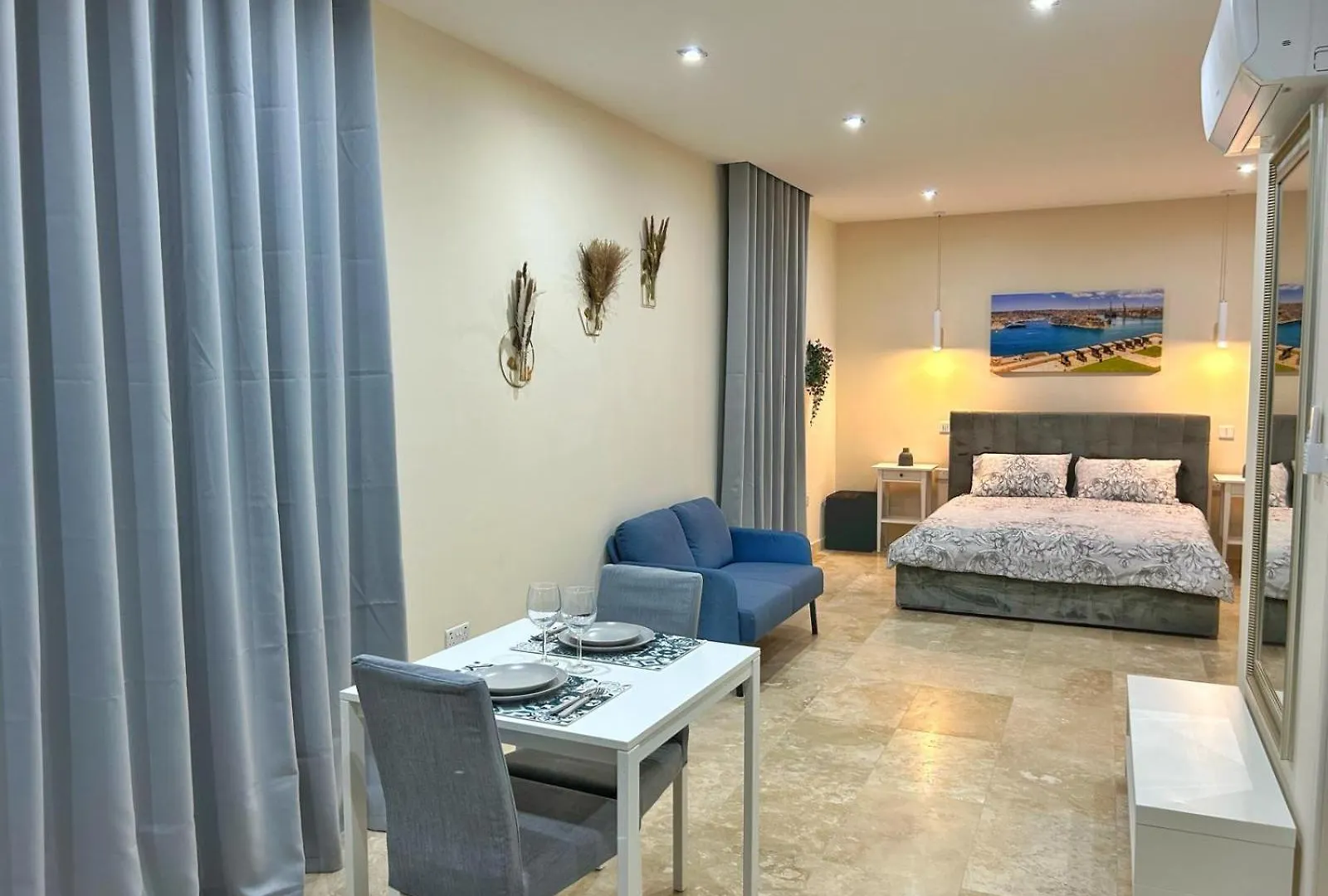 Senglea Apartment - Valletta Ferry